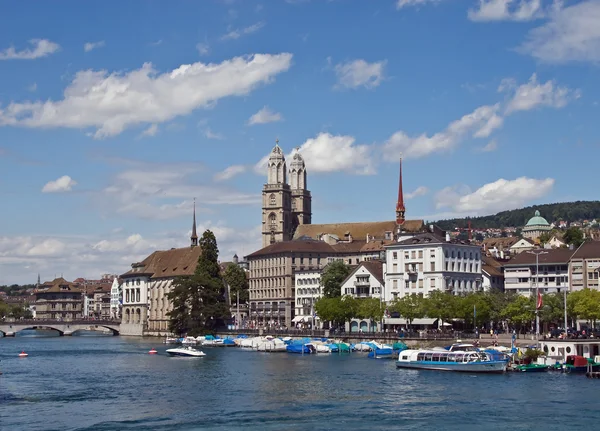 Zürih'te grossmuenster — Stok fotoğraf