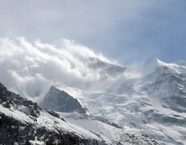 Eiger Buzulu üzerinde kar fırtına — Stok fotoğraf