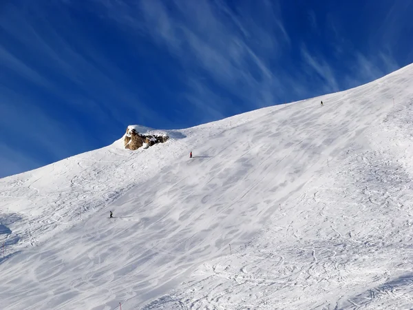 "Rode"skiën helling — Stockfoto