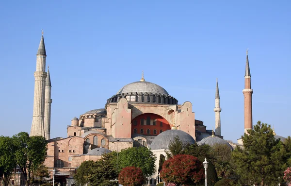 Beroemde kerk van de Hagia Sophia in Istanbul — Stockfoto