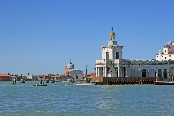 Venice harbour — Stock Photo, Image