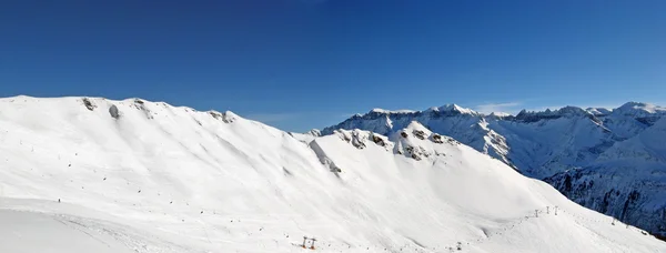 Esquí en los Alpes suizos —  Fotos de Stock