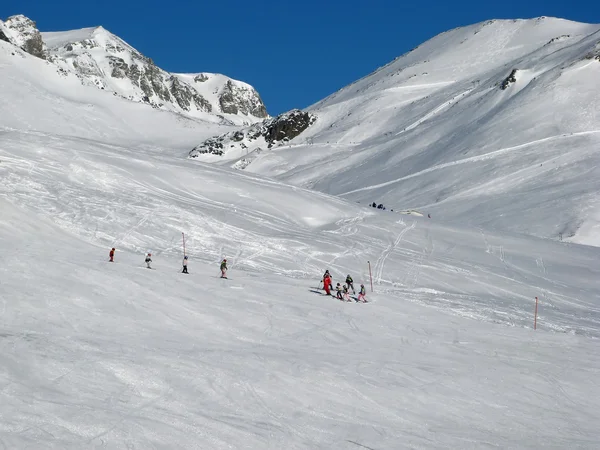 Nauka jazdy na nartach — Zdjęcie stockowe