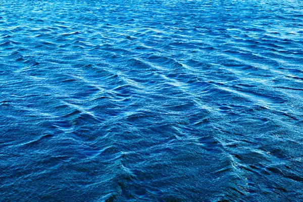 Kék vízfelület — Stock Fotó