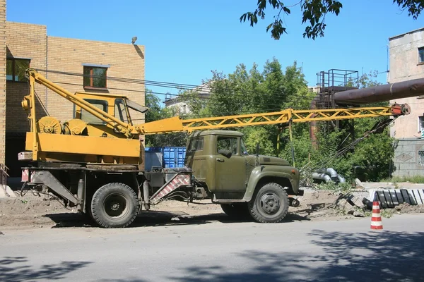 Heavy mobile crane truck — Stock Photo, Image