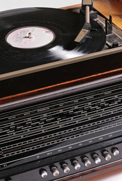 Zwart vinyl schijf, plaat voor grammofoon. — Stockfoto