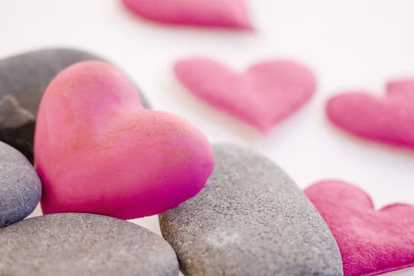 Corações com pedras — Fotografia de Stock