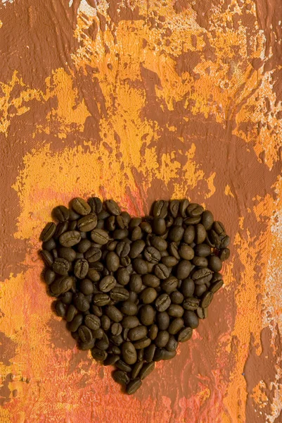 Herz aus Kaffeebohnen — Stockfoto