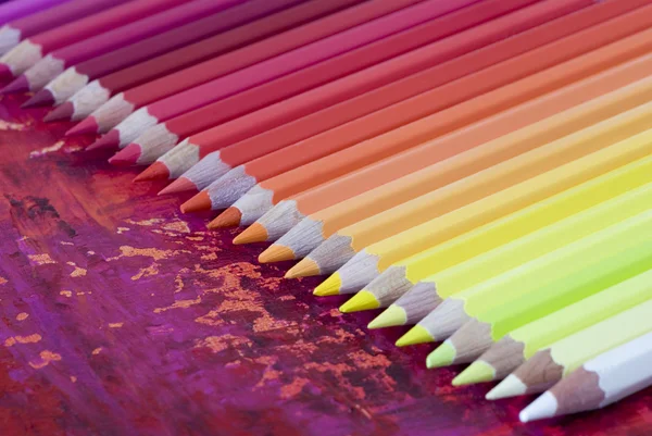 Viele bunte Bleistifte — Stockfoto