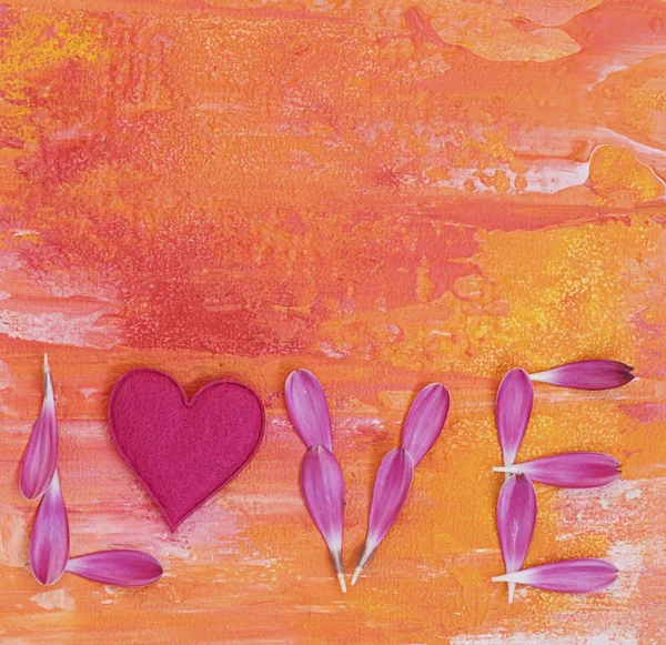 Ordet kärlek med kronblad — Stockfoto