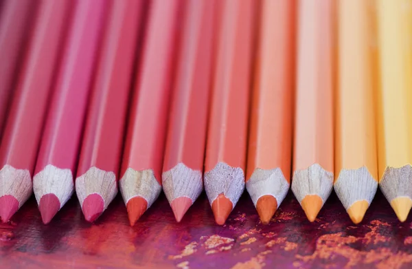 Muchos lápices de colores —  Fotos de Stock