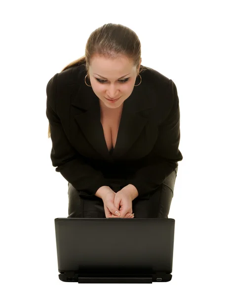 Kobieta przed laptopa — Zdjęcie stockowe