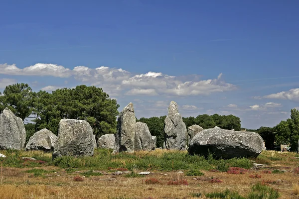 Megaliet graven in de buurt van kermario, Bretagne — Stockfoto