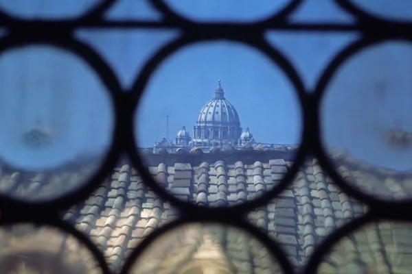 Řím, Vatikán, petersdom, okna, Itálie — Stock fotografie