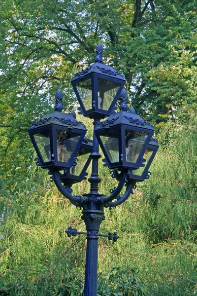 蓝色灯笼、 较低的 daxony、 德国 — 图库照片