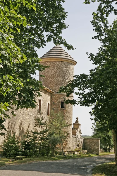 Монастырь, внешний вид здания, Прованс — стоковое фото