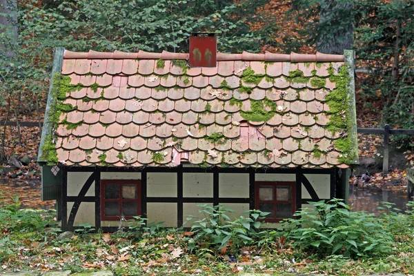Miniaturowy domek - birdhouse w Niemczech — Zdjęcie stockowe