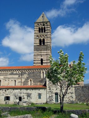 Sardunyalı Kilisesi, İtalya