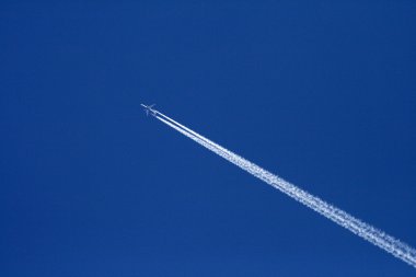 uçak ile jettrail