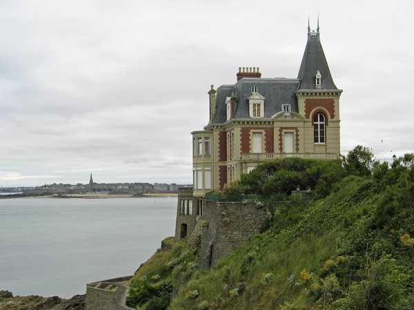 Villa in der Nähe von Dinard, Bretagne, Frankreich — Stockfoto