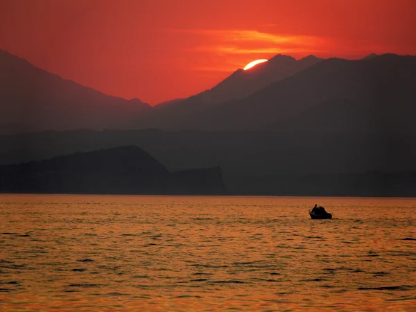 Вечір атмосфері на озеро Гарда — стокове фото