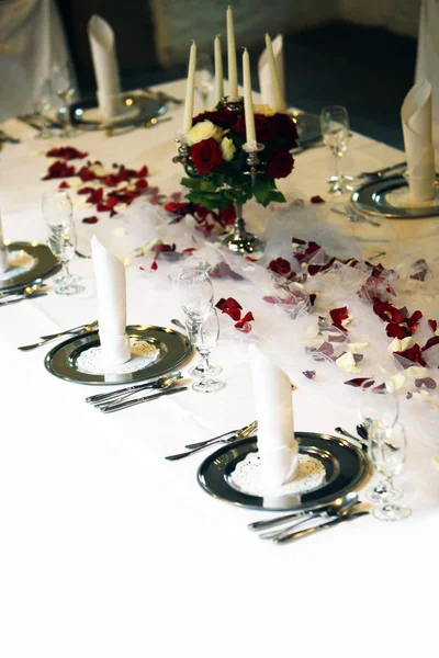 Eleganta bord täckt — Stockfoto