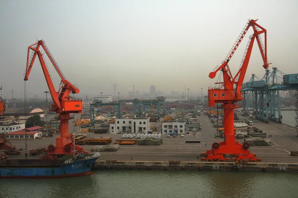 Seaport with cranes — Stock Photo, Image