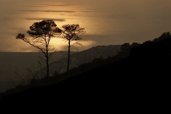 gün batımında denize