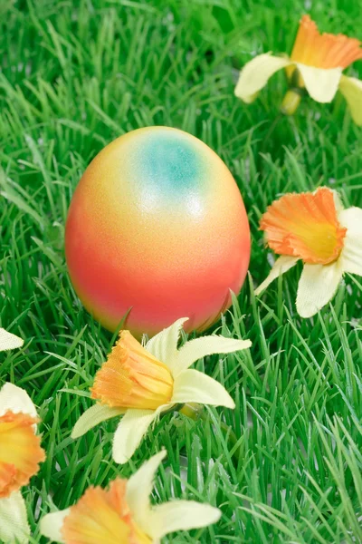 Oeuf de Pâques coloré — Photo
