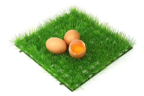 Huevos pardos decorativos —  Fotos de Stock