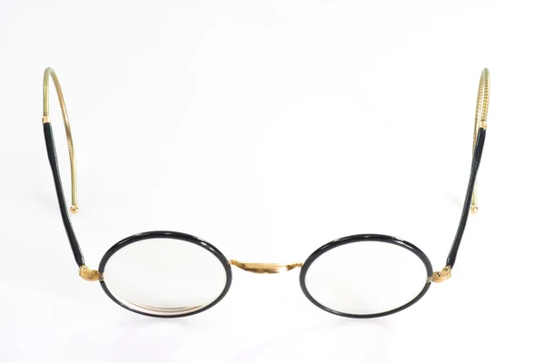 Старые очки — стоковое фото