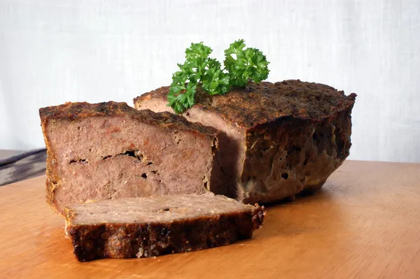 Baked meat loaf with organic parsley — Stock Photo, Image