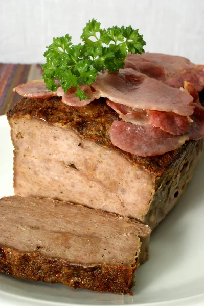 Bakade köttfärslimpa — Stockfoto