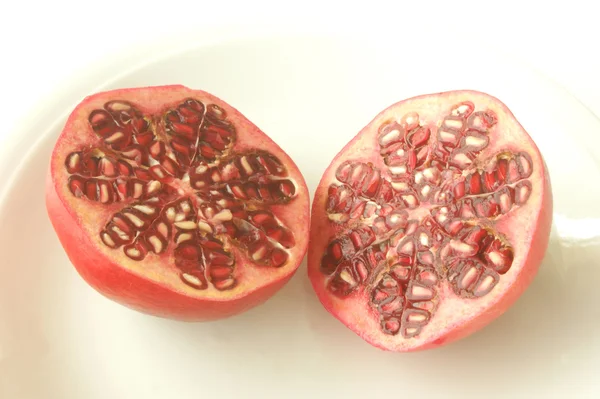 Organische en gezonde granaatappel — Stockfoto
