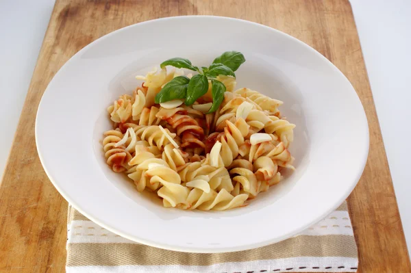 Noodle with tomato sauce — Stock Photo, Image
