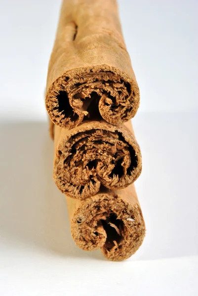 Cinnamon to use as spice — Stock Photo, Image