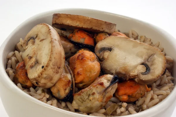 Rice bowl with mussel and mushroom — Stock Photo, Image