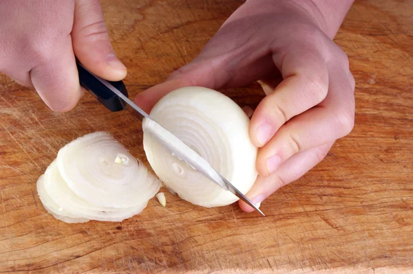 Cut organic onion — Stock Photo, Image