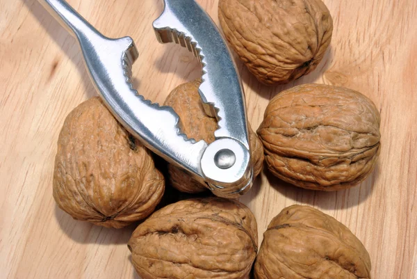 Some organic walnuts — Stock Photo, Image