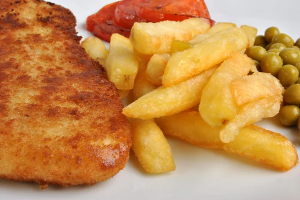 Peixe e batatas fritas com — Fotografia de Stock
