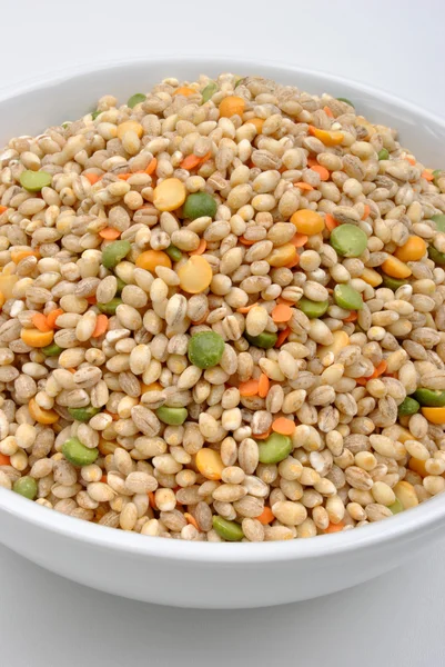 有機大麦、レンズ豆、分割エンドウ豆 — ストック写真