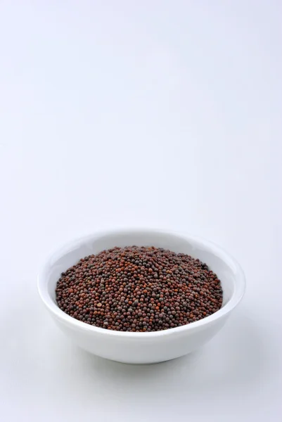 Bruine mosterd zaden — Stockfoto