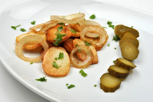 양파와 구운된 감자 — 스톡 사진