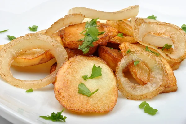 Pieczone ziemniaki z cebulą — Zdjęcie stockowe