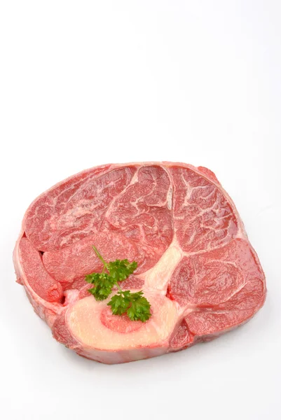 Frisches Bio-Rindfleisch-Schienbeinsteak, — Stockfoto
