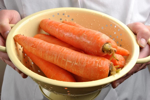 Čisté čerstvé a zdravé bio mrkev — Stock fotografie