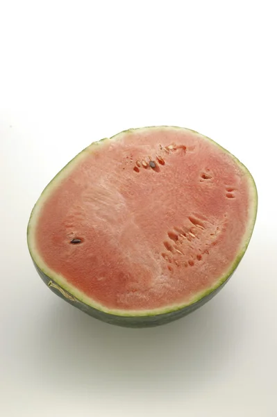 Watermeloen in stukjes gesneden — Stockfoto