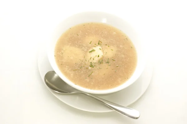 白いボールにセモリナ粉ボール スープ — ストック写真