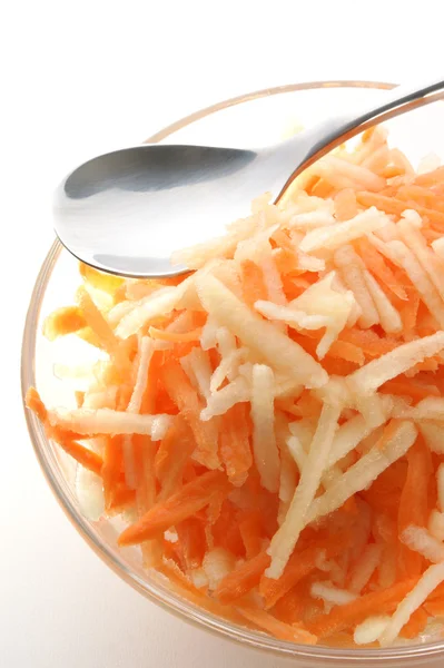 Салат з яблуком та морквою — стокове фото
