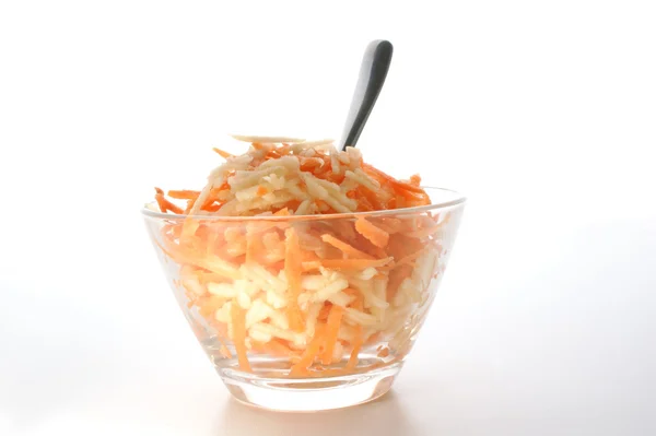 Салат з моркви та яблука — стокове фото